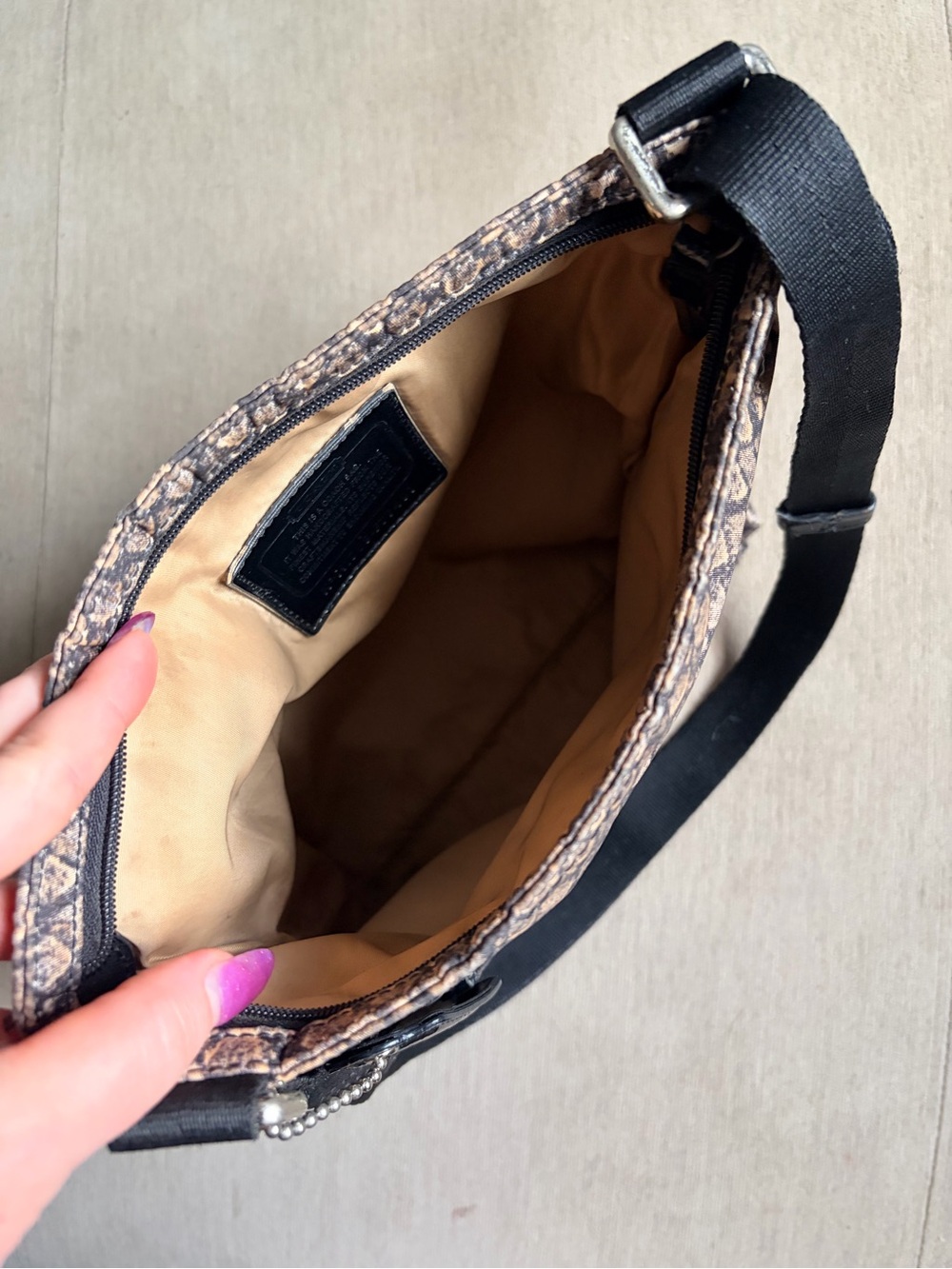 EUC Coach Snake Print Swingpack Crossbody Bag - Picture 4 of 7